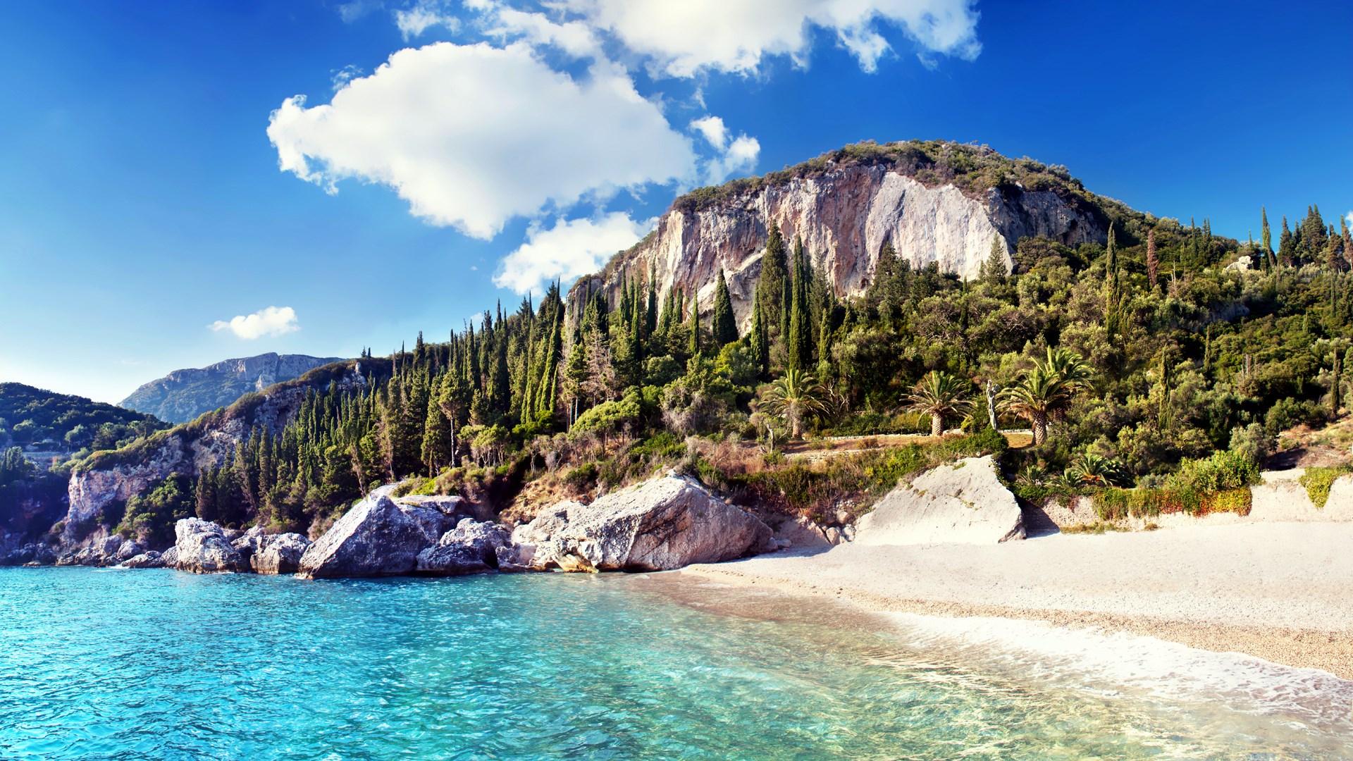 Exploring the Hidden Beaches of Corfu by Sailing Yachts | 13 Apr 2016 | Alargo