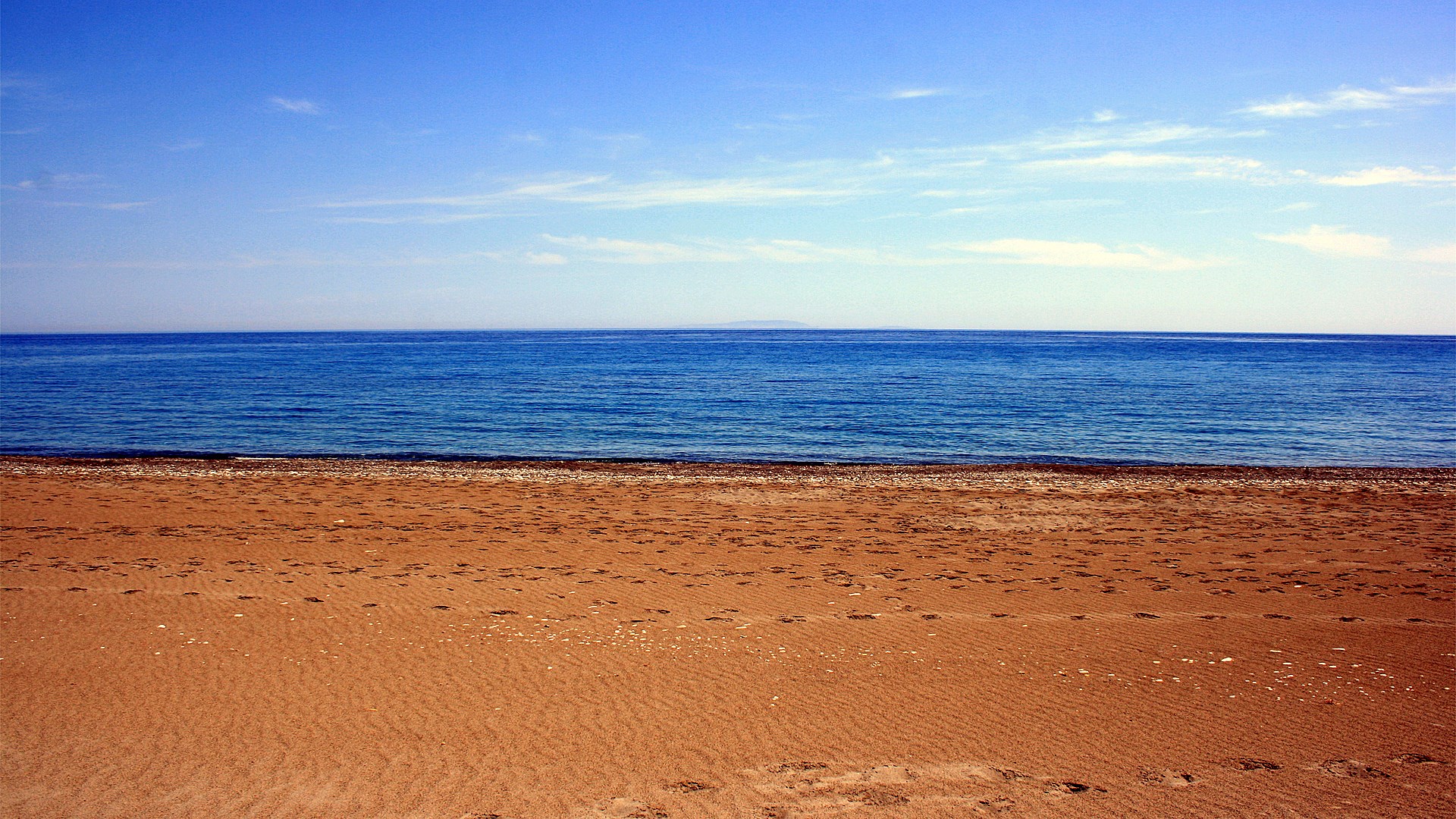 Agia Roumeli, The Peaceful Beach in Southwest Crete | 03 June 2015 | Alargo