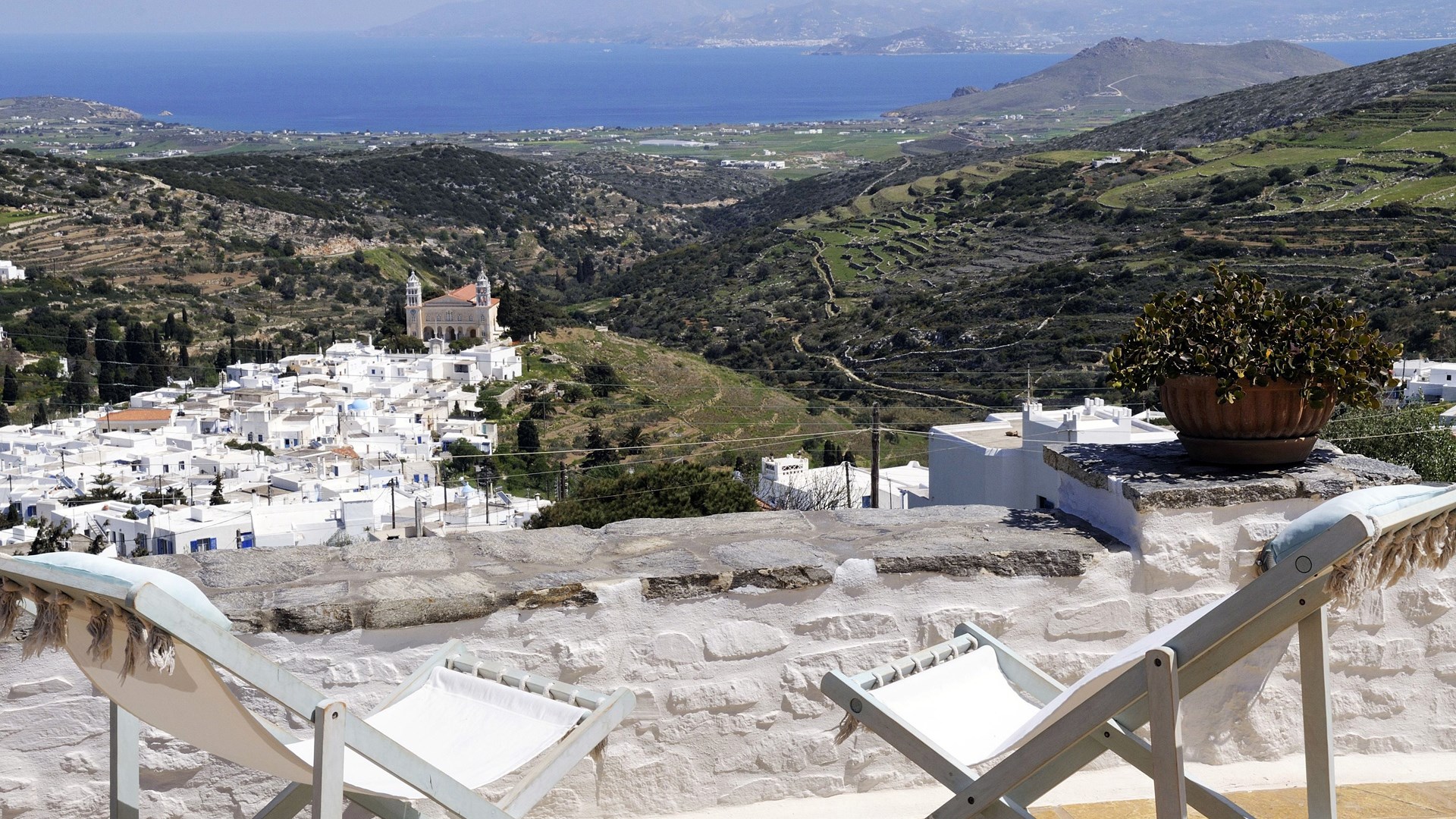 Lefkes Village, Paros | 25 Feb 2017  | Alargo