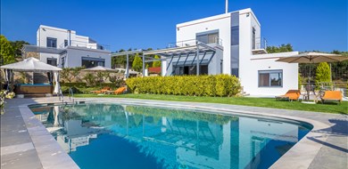 diana-villas-maleme-chania-crete-1 - Villas with Pools in Crete, Corfu & Paros | Handpicked by Alargo