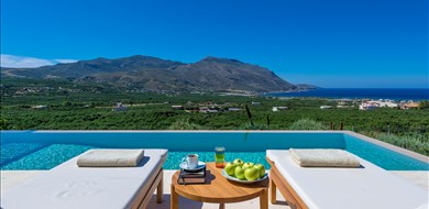 charisma-villa-agios-georgios-kissamos-chania-1 - Villas with Pools in Crete, Corfu & Paros | Handpicked by Alargo