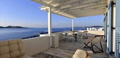 avra-apartment-naoussa-paros-cyclades-islands-1 - Villas with Pools in Crete, Corfu & Paros | Handpicked by Alargo