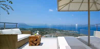 apoi-villa-kokkino-chorio-apokoronas-chania-1 - Villas with Pools in Crete, Corfu & Paros | Handpicked by Alargo