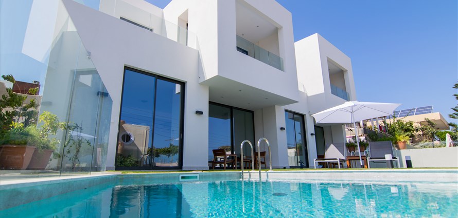 stadis-villa-kalamaki-chania-crete-1 - Villas with Pools in Crete, Corfu & Paros | Handpicked by Alargo