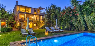 arhontariki-villa-kaliviani-kissamos-chania-1 - Villas with Pools in Crete, Corfu & Paros | Handpicked by Alargo