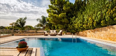 angels-villa-pool-chania-crete-2 - Villas with Pools in Crete, Corfu & Paros | Handpicked by Alargo