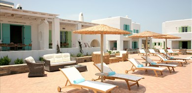 pon-villa-naoussa-paros-cyclades-islands-1 - Villas with Pools in Crete, Corfu & Paros | Handpicked by Alargo