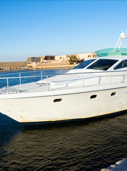 Ferretti Altura 50F - Villas with Pools in Crete, Corfu & Paros | Handpicked by Alargo