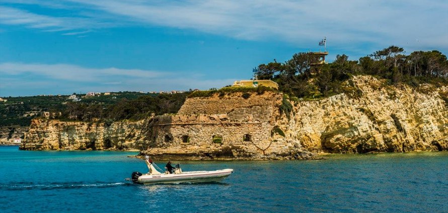 Evripus - Villas with Pools in Crete, Corfu & Paros | Handpicked by Alargo